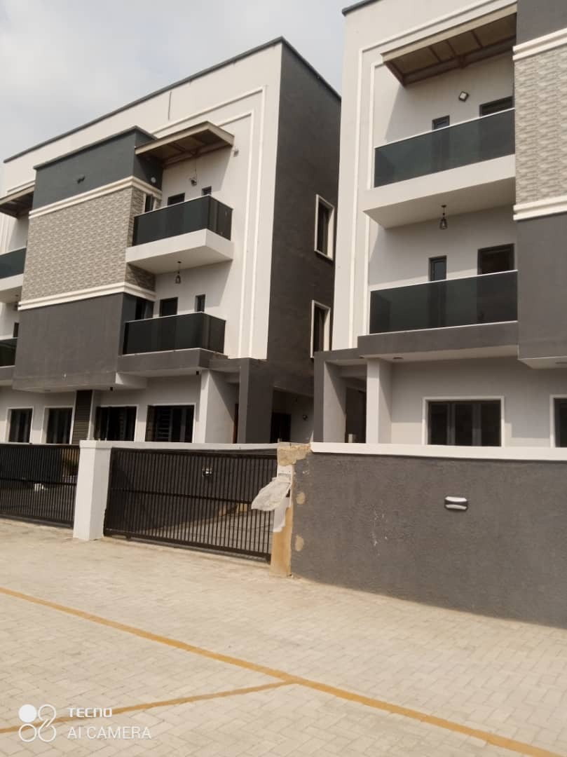6-Terrace Block Duplex